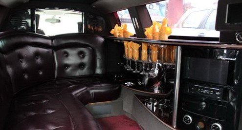瑞麒G6加長(zhǎng)禮賓車實(shí)車曝光 預(yù)計(jì)售40萬(wàn)起