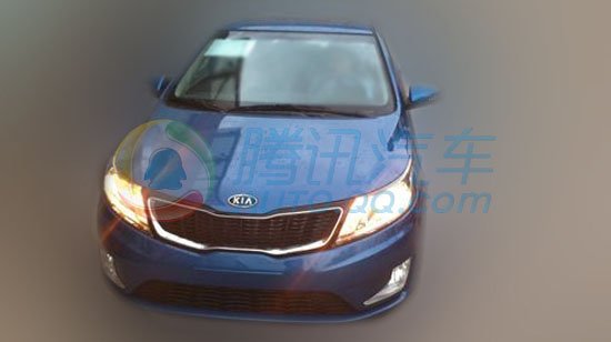 東風(fēng)悅達(dá)起亞兩廂K2最新實拍諜照解讀