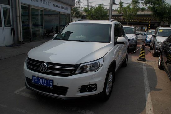 2010款 途觀2.0T 四驅(qū)旗艦導(dǎo)航型 到店實(shí)拍